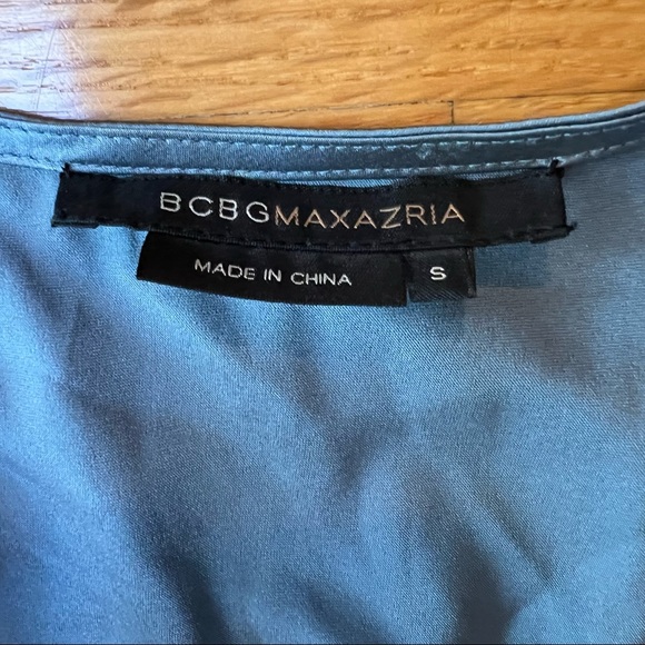 BCBGMAXAZRIA gun metal satin short sleeved blouse with ruffle detail - Picture 7 of 8